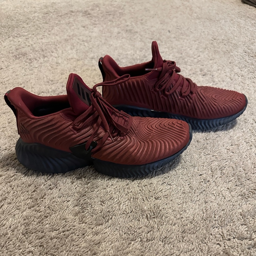 Adidas Alpha bounce “Noble Maroon” color size 9.